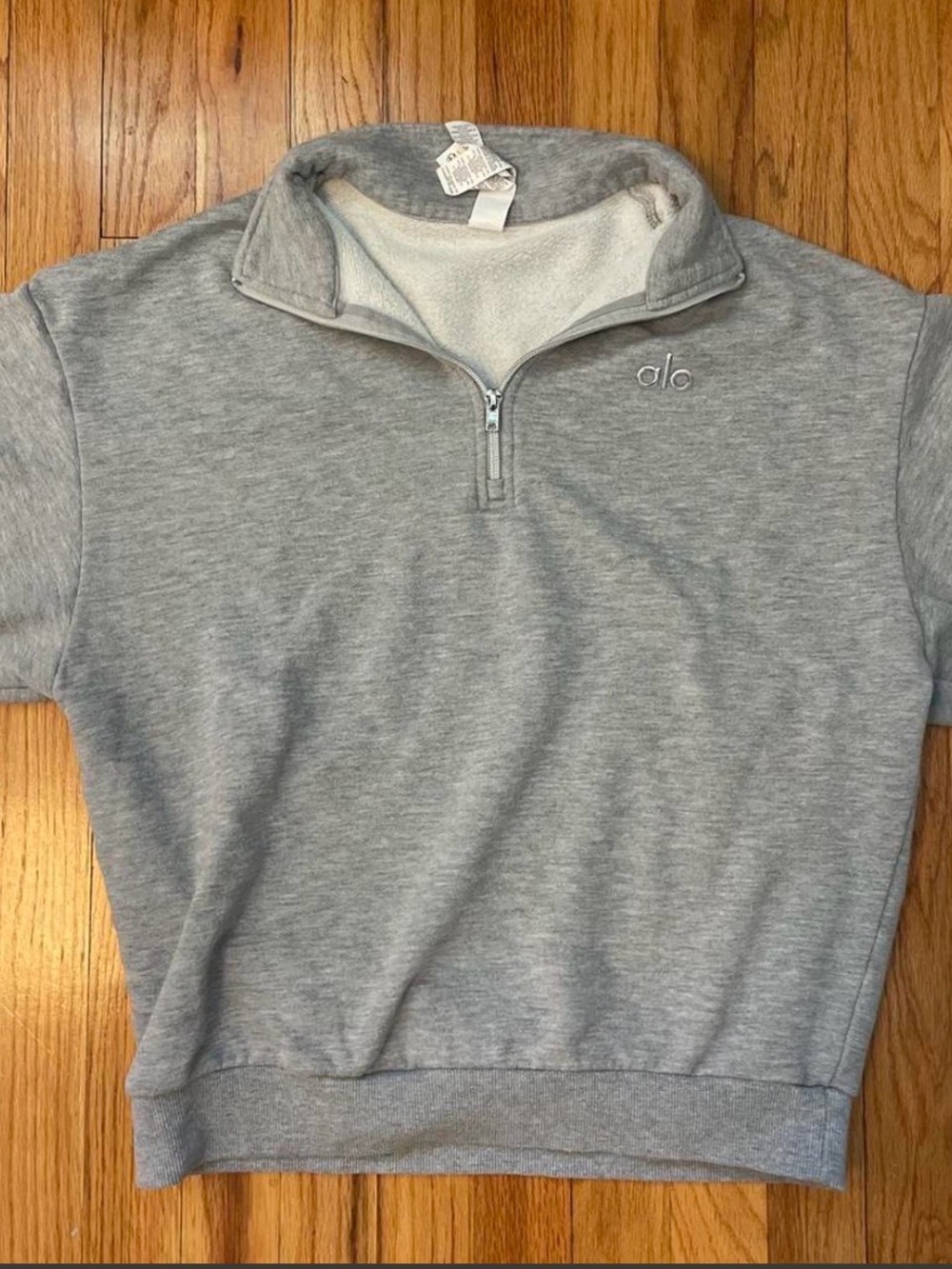 ALO Yoga Light Gray Half-Zip Pullover